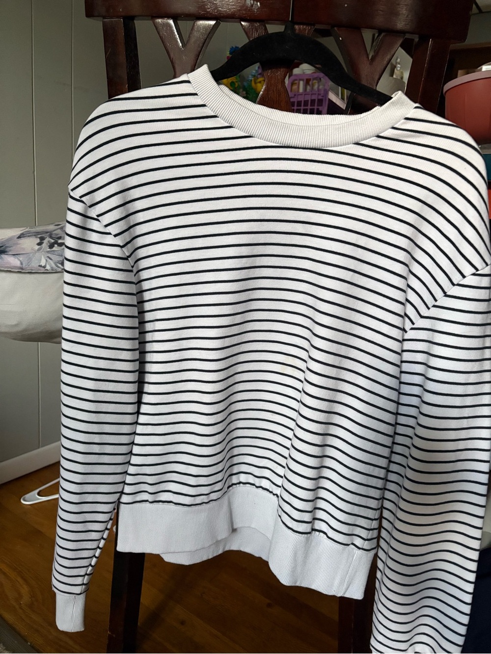 Zara White Crewneck Sweater with Black Stripes